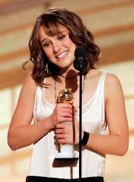 Compared with many of her peers on this list, natalie portman's playing of evey in v for vendetta isn't too awkward when it comes to the accent. Natalie Portman At The 62nd Annual Golden Globes 2005 Famousfix Com Post