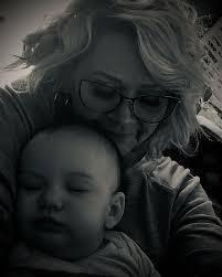 Lori Laverty's Instagram, Twitter & Facebook