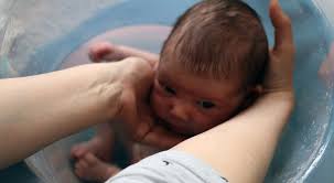 Das Baby Baden Mehr Als Nur Waschen Von Guten Eltern