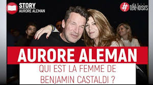 Pourquoi il ne voulait pas de quatrième enfant. Benjamin Castaldi Bientot Papa Sa Femme Aurore Devoile Une Adorable Photo De Son Baby Bump