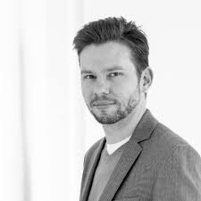 En god beskrivelse og glimrende pointer fra min kloge niece, Alix Vincent  Thorn 😃 Det er altid godt at stræbe efter mere uddannelse 😊