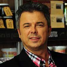 Trabajó en los principales restaurantes de las ciudades de los angeles, hollywood, chicago y miami. Donato De Santis El Deporte Me Salvo De La Calle