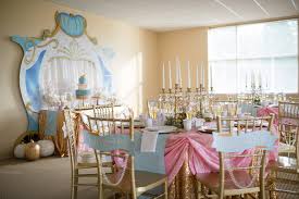 Jeroen verhoeven's cinderella table is one heck of a masterpiece and i'm still in awe at how the actual thing was crafted. Kara S Party Ideas Princess Cinderella Themed Birthday Party Kara S Party Ideas