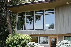 Since i do not care about double hung or need a painted wood interior, we initially decided on the 100 series. Andersen 100 Series Composite Window Traditional House Exterior Boise By Wood Windows Inc Houzz Ie