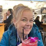 Diane Senter's Instagram, Twitter & Facebook