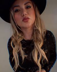 Krissel Ankrom (@krisselankrom) • Instagram photos and videos