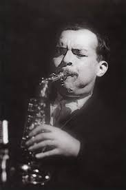 The perennially underrated Bill Hardman (1932-90) was one of the unsung  trumpet heroes of the modern era. His raw sound and tense, "running" attack  were featured in three separate editions of Art