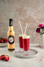 Wilde Hilde Drinks Cocktails Und Longdrinks Mit Eierlikor Rezept Longdrinks Cocktails Lecker
