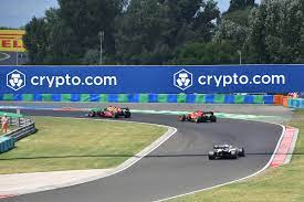 The 2011 hungarian grand prix (formally the formula 1 eni magyar nagydíj 2011) was a formula one motor race that was held on 31 july 2011 at the hungaroring in mogyoród, near budapest, hungary it was the eleventh round of the 2011 formula one season, and the 27th running of the hungarian grand prix, and the 26th time it had been held as a round of the world championship. Krbnrzk Ci3lqm
