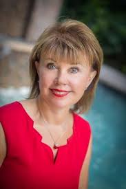 What Animals Teach Us: Love, Loyalty, Heroism, and Other Life Lessons from  Our Pets: Hessler Key, Mary: 9780761536079: Amazon.com: Books