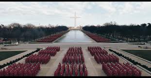 Il juge plus utile d'utiliser nichole pour arracher un accord. The Handmaid S Tale Saison 3 Episode 7 June A Un Nouveau Plan Dans La Video Promo Melty