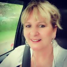 Nancy MacKinnon (@NanMac50)