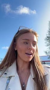 Sofia Williamson's Instagram, Twitter & Facebook