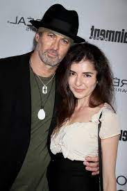 The Truth About Scott Patterson S Secret Marriage To Kristine Saryan Exclusive Details Scott Patterson Patterson Marriage