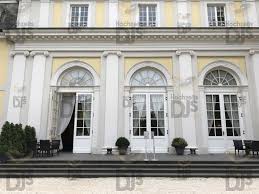 Im erdgeschoss bnieten der beethovensaal, der gartensaal und der gelbe salon platz. La Redoute Bonn Mobile Hochzeits Dj