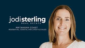 Residential Auction: 14 Trevally Place, Snells Beach, Rodney