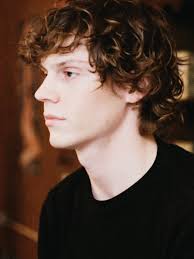 hourly evan peters