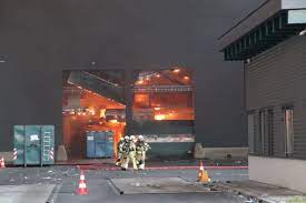 Prezero ist einer der führenden umweltdienstleister in europa und nordamerika mit. Zeer Grote Brand Bij Prezero Op Hessenpoort Rtv Focus