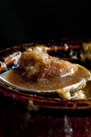 One Pot French Onion Soup With Garlic Gruyere Croutons Recipe Recipe Recipes French Onion Soup Onion Soup