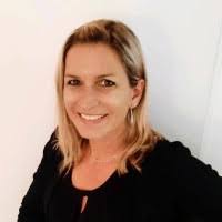 5 "Iris Oswald" profiles