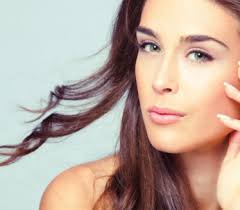 TIKTOK SAVETI SVETSKIH ŠMINKERA: Izgledajte poput dive