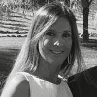 Jeannie Farrell's Instagram, Twitter & Facebook