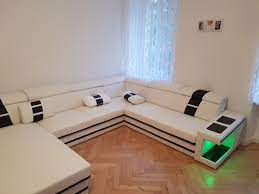 Divani In Offerta Con Led E Usb Carezza Xxl Nativo Mobili Roma Set Divano Design Divano Design Per Il Soggiorno
