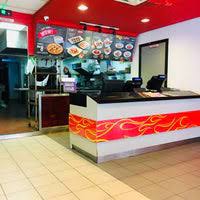Pizza hut merupakan restoran asal amerika yang memiliki menu khusus berupa pizza dengan berbagai topping yang menarik. Phd Pizza Hut Delivery Seri Kembangan Selangor