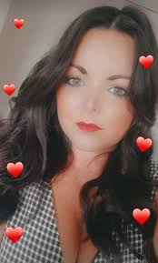 Happy Birthday Julie 🥳 Have a wonderful day celebrating we're and looking  forward to more pictures of Kanye 😂 Much Love Team Keko ❤️