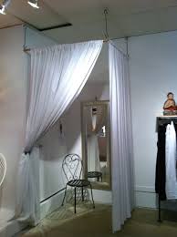 Pin By Sylvian Seta Valentine On Fitting Room Ideas Store Layout Shop Interiors Boutique Decor