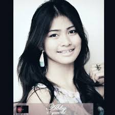 Abby Paulino's Instagram, Twitter & Facebook