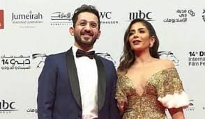 احمد حلمي يفاجئ منى زكي بأغلى هدية وحضن | معكم منى الشاذلي. Ù‡Ù†Ø§ ØªØ¯Ø±Ø³ Ø¨Ù†Ø§Øª Ø´ÙŠØ±ÙŠÙ† ÙˆØ£Ø¨Ù†Ø§Ø¡ Ø£Ø­Ù…Ø¯ Ø­Ù„Ù…ÙŠ ÙˆÙ…Ù†Ù‰ Ø²ÙƒÙŠ ØªØ¹Ø± Ù Ø¹Ù„Ù‰ Ø§Ù„Ø£Ù‚Ø³Ø§Ø· Ø§Ù„Ø¹Ø§Ù„ÙŠØ©