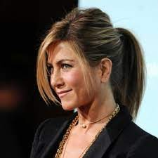 Découvrez une photo de inspiration pour coiffure femme 50 ans parmi plus de 1 500 modèles. Coupe De Cheveux A 40 Ans