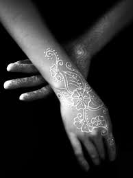 Black And White Henna White Henna Tattoo 2 By Renaissancemann On Deviantart White Henna Tattoo White Henna White Tattoo