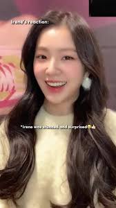 Hand Sign Red Velvet