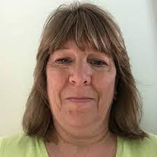 Patti Wills's Instagram, Twitter & Facebook