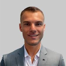 Suite à l'obtention de mon diplôme d'Ingénieur de l'Ecole Nationale…