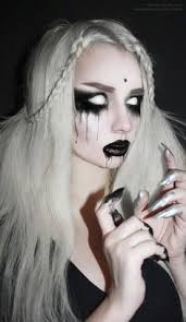 Hexe Geist Zombie Auf Jeden Fall Gruselig Halloween Kostum Ausgefallen Halloween Frisuren Schminken Halloween