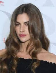 Learn details about clara berry net worth, biography, age, height, wiki. Who Is K J Apa Dating K J Apa Girlfriend Wife