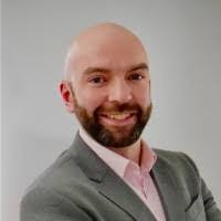 Daniel Mante's Instagram, Twitter & Facebook