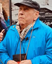 Joseph Eckstein's Instagram, Twitter & Facebook