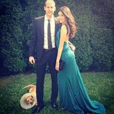 Kiderült, már hétfős gulácsi péter családja. Peter Gulacsi And Diana Vigh Dating Gossip News Photos