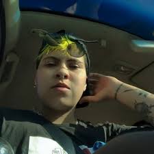 Lala Hunter ♡ (@LarysssTozier)