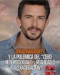 Jonathan Bailey, el hombre más sexy del mundo según People El británico  Jonathan Bailey fue elegido por la revista People como el “Hombre Vivo Más  Sexy del Mundo 2025”, convirtiéndose en el