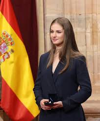 La princesa Leonor protagonizó una noche memorable en los Premios Princesa  de Asturias 2025. Con un discurso emotivo, destacó la importancia de la  convivencia, los valores comunes y el compromiso con el