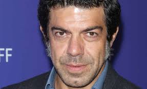 He has appeared in more than forty european films and television series' since the early 1990s, including gabriele muccino's the last kiss, gianni amelio's the keys. Pierfrancesco Favino Il Dramma Di Un Adolescenza Difficile