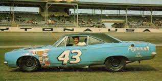 Petty's '43 jr.' drag race car on display. Richard Petty To Drive Iconic 43 Belvedere Up Goodwood Hill Autoevolution