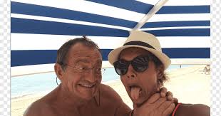 Le livre numérique (en anglais : Karine Le Marchand Jean Pierre Pernaut Television Presenter Les Grosses Tetes Rtl Jean Pierre Pernaut Beach Mode Of Transport Summer Png Pngwing