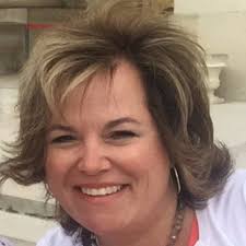 Roxanne Bean's Instagram, Twitter & Facebook