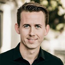 Yesterday I handed in my access card and my pc. Went around to wish a marry  Christmas to all the wonderful people working at Semco Maritime. In  January, a new adventure start